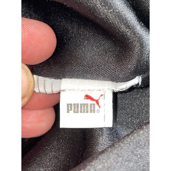 Puma Puffer Jacket - Size Women's S - Warm With Silky Feeling Fabric - Picture 9 of 11